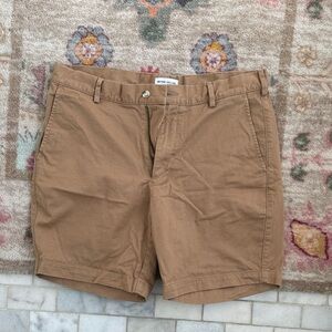 Peter Millar Tan Flat-Front Cotton Chino Shorts
